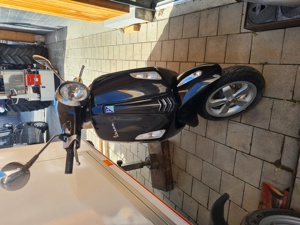 Vespa Primavera 50 cm    4T. Neu Vorgeführt,Neue Reifen