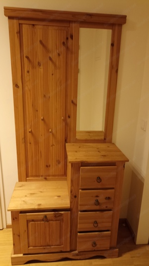 Kleine Garderobe