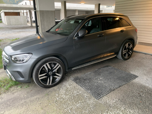 verkaufe Mercedes Benz GLC 300d Bild 2