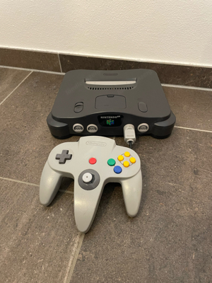 Nintendo N64 Konsole Konvolut  Bild 2