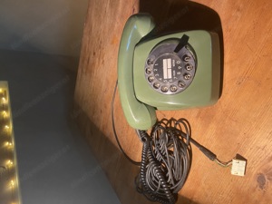 Altes Telefon Vintage grün  Bild 2