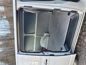 VW T5 Transporter 2,0 TDI 4MOTION Klima Navi PDC AHK Bild 8