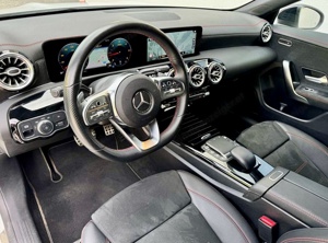 Mercedes Benz CLA 200 d  Bild 8