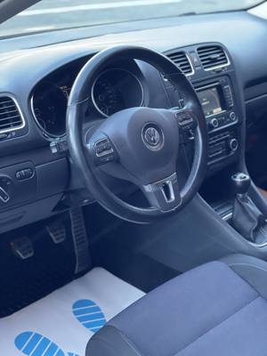 Volkswagen Golf Variant 1.6 TDI Style Bild 6