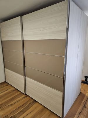 Schlafzimmerschrank Schwebetüren