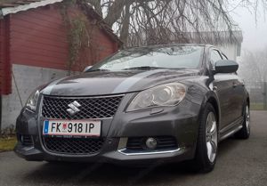 Allrad!!!! 6 Gang Automatik!!!! Leder uvm... Suzuki Kizashi Bild 3