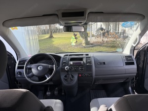 VW T5 Multivan 2.5 TDI Bild 2