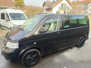 VW T5 Multivan 2.5 TDI Bild 3