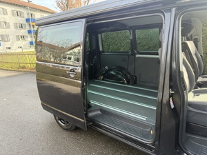 VW T5 Multivan 2.5 TDI Bild 7