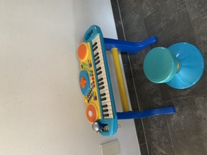 Kinder, Keyboard mit Mikrofon und Hocker Bild 3