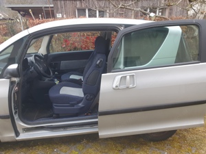 Peugeot 1007 Diesel zu verkaufen.  Bild 2