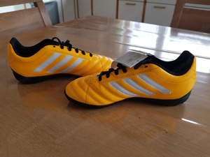 STOPP! Neue  Adidas  Kunstrasen-Fußballschuhe Gr. 38 1 2 gelb schwarz Bild 5