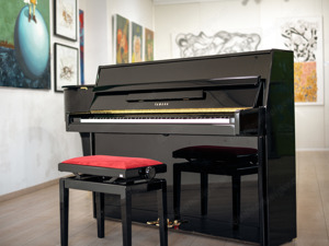 Sehr schönes Yamaha Klavier Mod. M110N, in schwarz poliert.Lieferung frei Haus (*) Bild 6