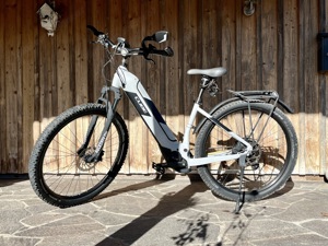 CUBE E-Bike Cruise Performance Line CX weiß