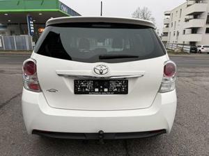 Toyota Verso Bild 11