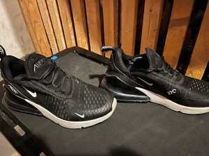 Nike Turnschuhe Bild 2