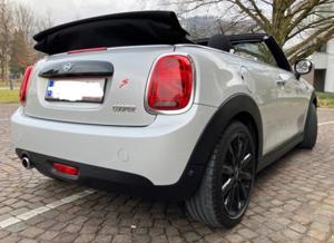 MINI Mini F57 Cabrio Bild 2