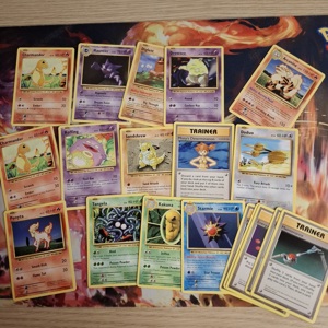 Pokemon Evolutions Set. Bild 2