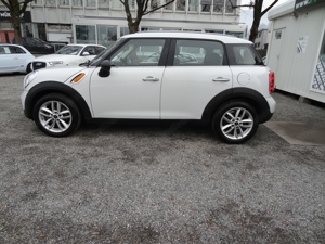 MINI ONE Contryman 1,6  R60 !! BENZiNER !!  Bild 6