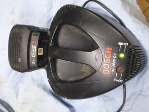 BOSCH Accu 36 V incl Ladegeraet Bild 2