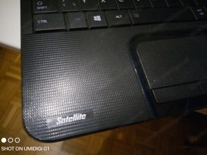 TOSHIBA Laptop Bild 6