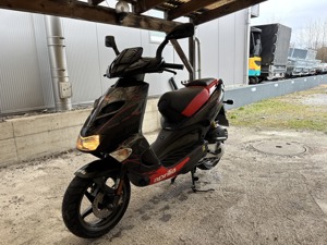 Aprilia Sr 50 Bild 8