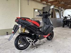 Aprilia Sr 50 Bild 3