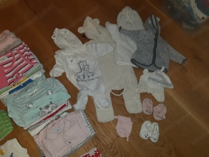 Baby Bekleidungspaket Gr. 50 56 (Body, Strampler, Overal, usw.) Bild 2