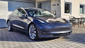 Tesla Model 3 Performance mit EAP Bild 5