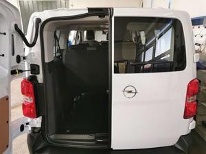 Opel Vivaro Bild 15