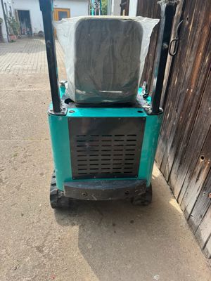 Minibagger 1Tonne Pc10 mit 2 schaufeln Bild 6