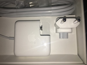 Macbook Mag Safe Power Adapter 45W! Bild 2