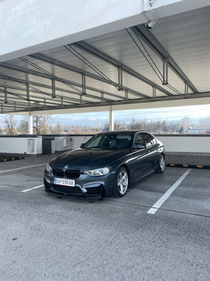 BMW 328i xDrive  Bild 3