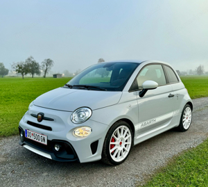 Abarth 595 Esseesse, Sabelt Carbon Sitze , Beats , rote Gurte