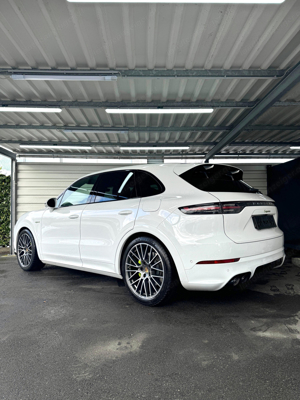 Porsche Cayenne E-Hybrid Tiptronic S Sport Design Bild 4