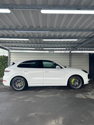 Porsche Cayenne E-Hybrid Tiptronic S Sport Design Bild 6