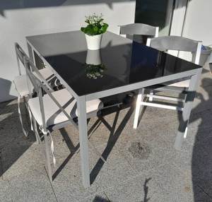 Reserviert! Schöner Terrassentisch mit 4 dänischen Stühlen Bild 2