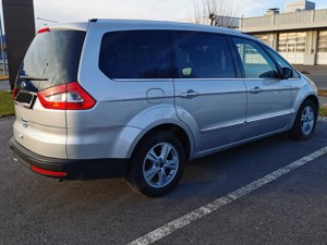 Ford Galaxy - 2,2 TDCi DPF Titanium TOP-Ausstattung Bild 3