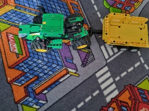 John Deere Lego Technik Traktor  Bild 5