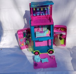 Polly Pocket Wohnmobil mit Zubehör Bild 3