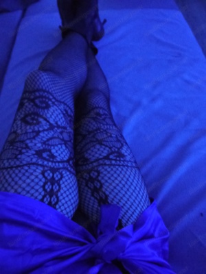 Femboy sucht Schwanz zum leersaugen Bild 3