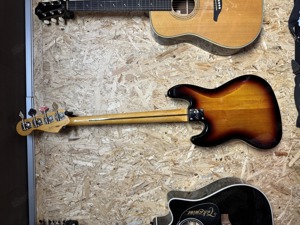 Squier Classic Vibe '70s Jazz Bass 3-Color Sunburst Bild 5