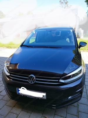 VW Touran 7-Sitzer inkl. integriertem Kindersitz und Dachbox  Bild 1