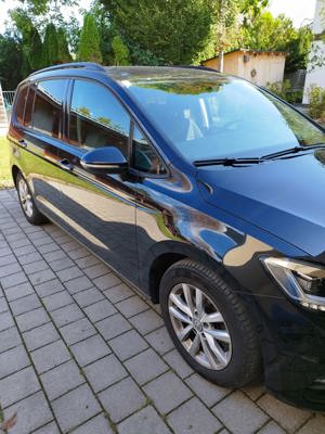 VW Touran 7-Sitzer inkl. integriertem Kindersitz und Dachbox  Bild 4