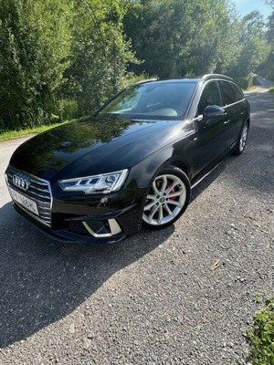 Audi A4 S-Line Quattro 2,0 Bild 10