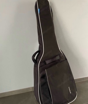 schöne LAG Tramontane T70D Gitarre mit kräftig lebendigem Sound, wie neu & dazu passender Gigbag Bild 6