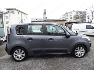 Wenig Kilometer Citröen C3 Picasso 1,4 16V VTi  Comfort !! BENZiNER !! Bild 3