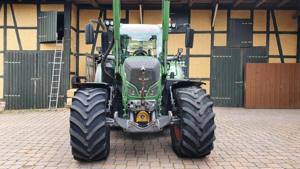 Fendt 724 Vario S4 mit Frontlader Cargo 5X90 Bild 2