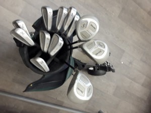 Golfset mit Wagen  Bild 4