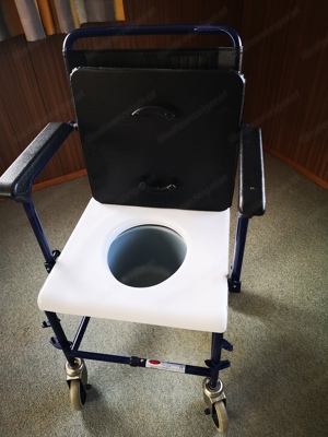 Rollator, Gehhilfe Gehbock, Toilettenstuhl Bild 5